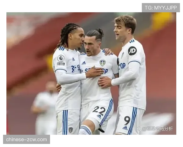 利兹联升班马激情对攻 后防漏洞明显面临降级风险